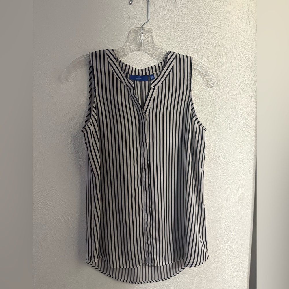 Apt. 9 Black and White Vertical Striped Sleeveless Blouse